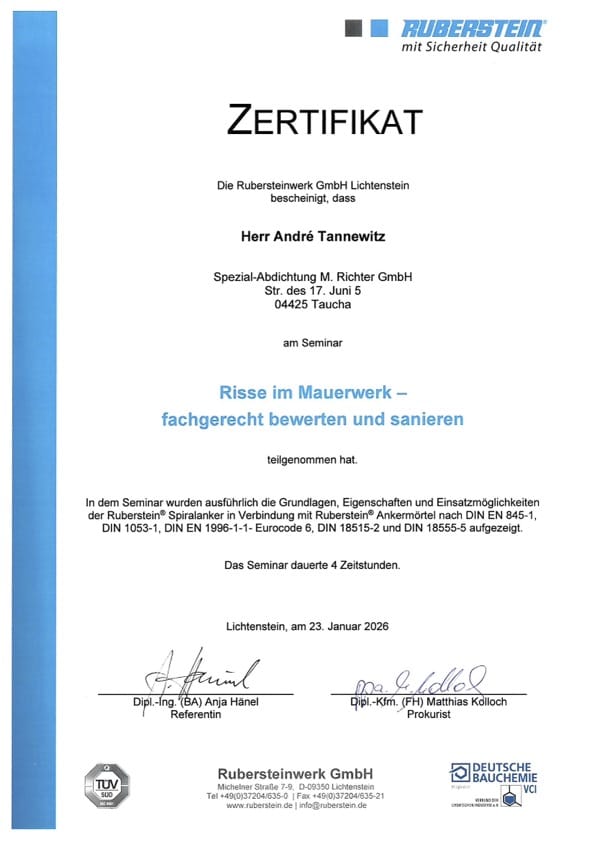 Zertifikat Ruberstein - Risse im Mauerwerk